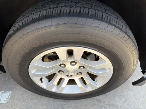 Used 2019 Chevrolet Tahoe LT RWD image 46