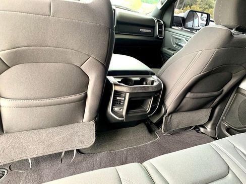 Used 2023 RAM 1500 Big Horn AWD/4WD image 20
