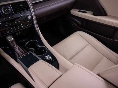 Used 2020 Lexus RX 350 FWD w/ Accessory Package image 28