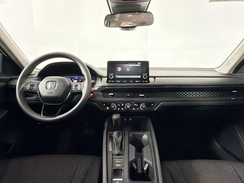 Used 2025 Honda Accord SE image 13