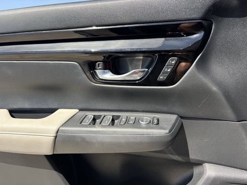Certified 2025 Honda CR-V EX-L image 19