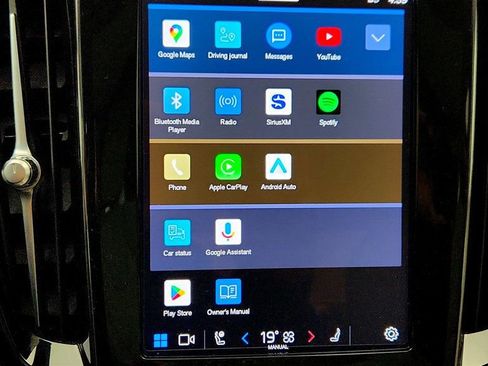 Used 2023 Volvo S60 B5 Core w/ Climate Package image 19