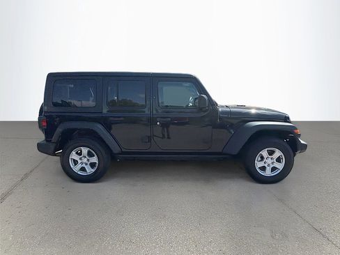 Used 2023 Jeep Wrangler Unlimited Sport AWD/4WD image 3