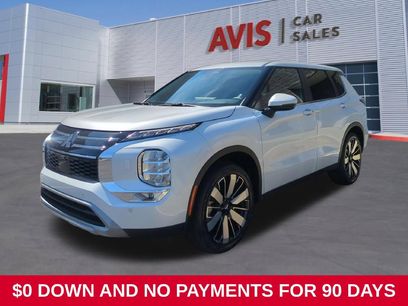 Used 2025 Mitsubishi Outlander SE