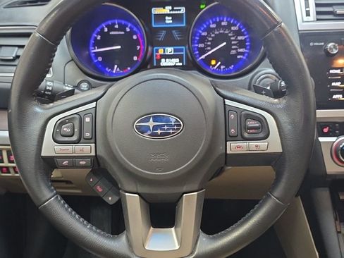 Used 2017 Subaru Outback 2.5i Limited image 16