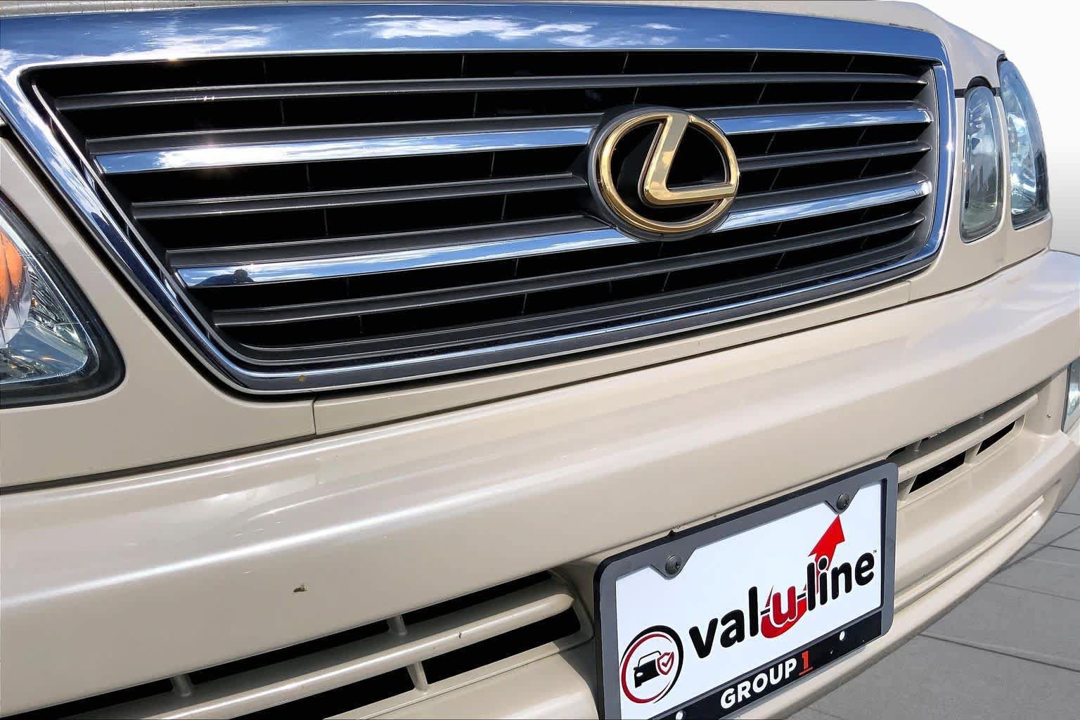 Used 2005 Lexus LX 470 4WD w/ Preferred Accessory Pkg image 28