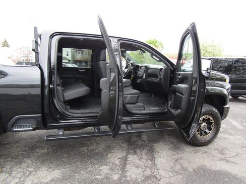 Used 2021 Chevrolet Silverado 2500 Custom w/ Custom Value Package AWD/4WD image 29