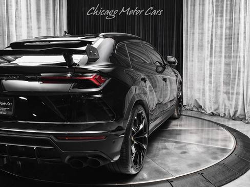 Used 2020 Lamborghini Urus image 46