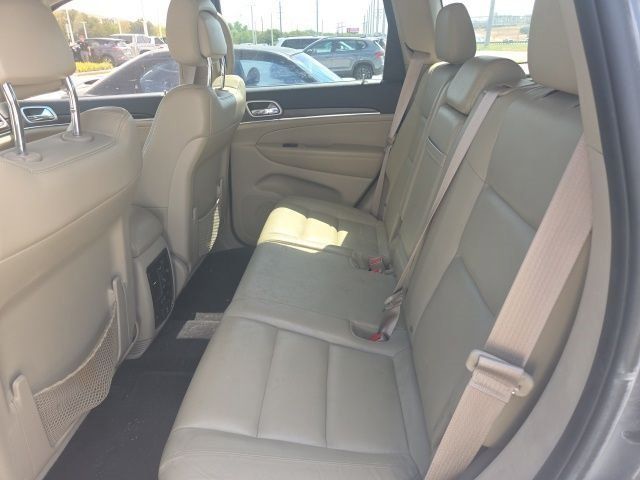Used 2018 Jeep Grand Cherokee Limited RWD image 10