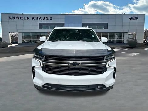 Used 2022 Chevrolet Tahoe RST w/ Luxury Package AWD/4WD image 2