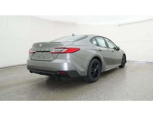 Used 2026 Toyota Camry SE w/ Convenience Package FWD image 24