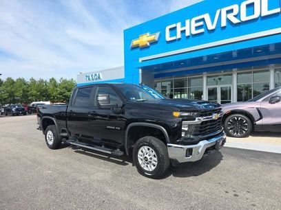 Used 2025 Chevrolet Silverado 2500 LT w/ Convenience Package