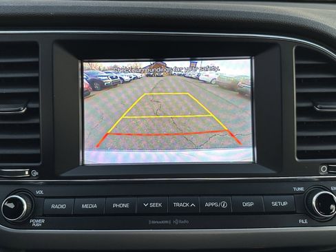 Used 2017 Hyundai Elantra Value Edition image 17