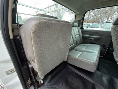 Used 2013 Chevrolet Silverado 3500 W/T image 10