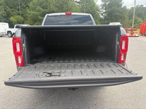Used 2023 Ford Ranger XLT w/ Equipment Group 301A Mid AWD/4WD image 19