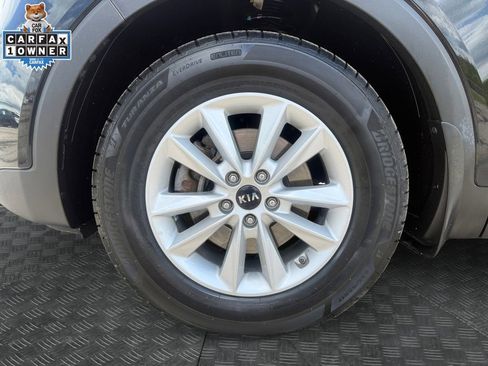 Used 2020 Kia Sorento LX AWD/4WD image 20