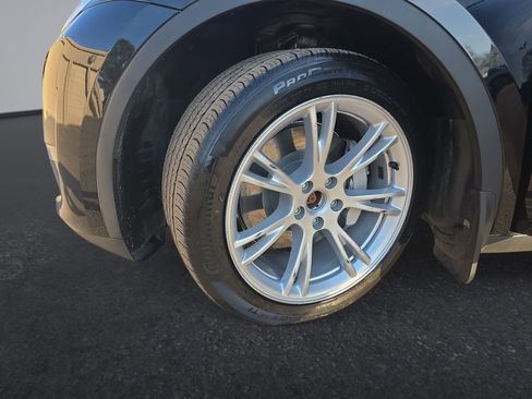 Used 2024 Tesla Model Y Long Range image 43