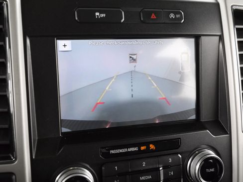 Used 2019 Ford F150 Lariat w/ Equipment Group 502A Luxury image 23