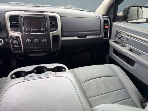 Used 2019 RAM 1500 Classic SLT RWD image 26