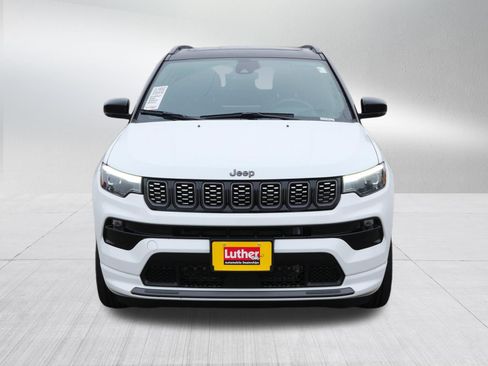Used 2024 Jeep Compass Limited w/ High Altitude Package AWD/4WD image 2