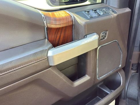 Used 2019 Ford F250 King Ranch w/ King Ranch Ultimate Package image 12