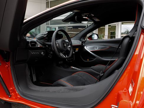 New 2026 McLaren Artura RWD image 43