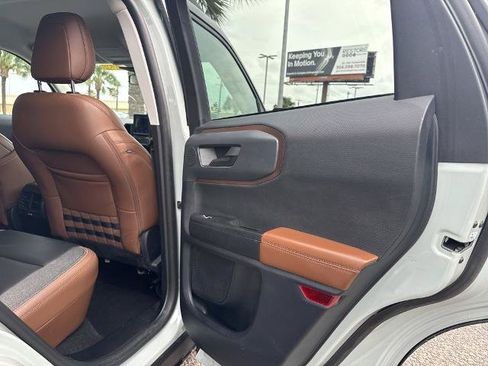 Certified 2024 Ford Bronco Sport Outer Banks w/ Tech Package AWD/4WD image 22