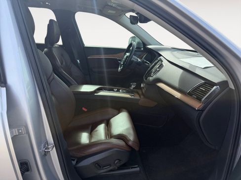 Used 2020 Volvo XC90 T6 Inscription image 9