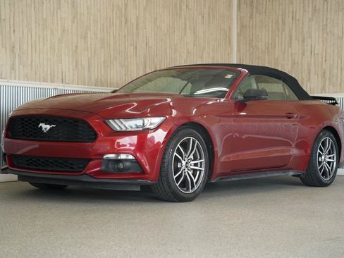 Used 2017 Ford Mustang Premium RWD image 4
