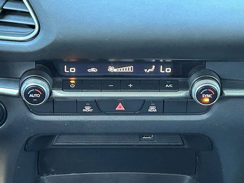 Used 2021 MAZDA CX-30 FWD 2.5 S w/ Select Package image 15