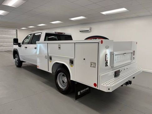 New 2026 GMC Sierra 3500 Pro w/ Convenience Package image 8
