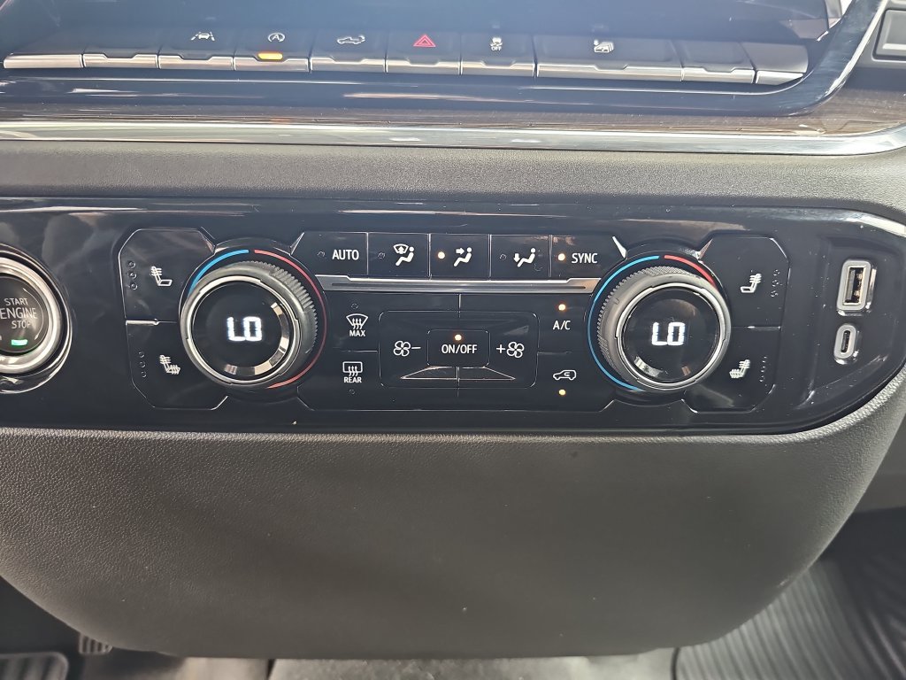 Used 2024 Chevrolet Silverado 1500 LT AWD/4WD image 27