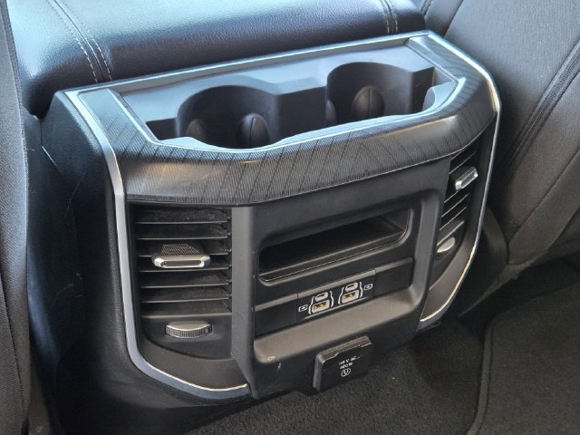 Used 2025 RAM 1500 Big Horn AWD/4WD image 30