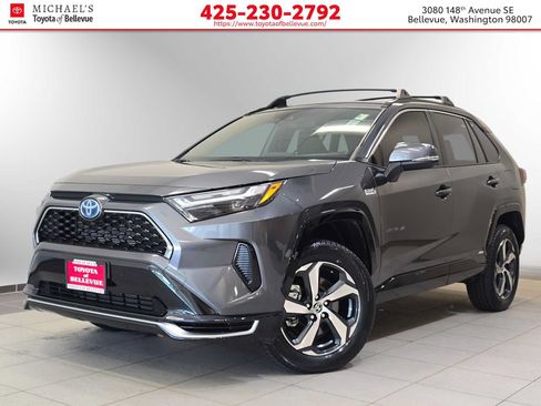 Certified 2024 Toyota RAV4 SE AWD/4WD image 1