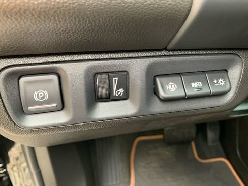 Used 2023 GMC Acadia AT4 w/ Technology Package AWD/4WD image 26