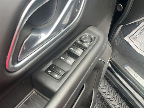 Used 2023 Chevrolet Tahoe Z71 w/ Z71 Off-Road Package image 12