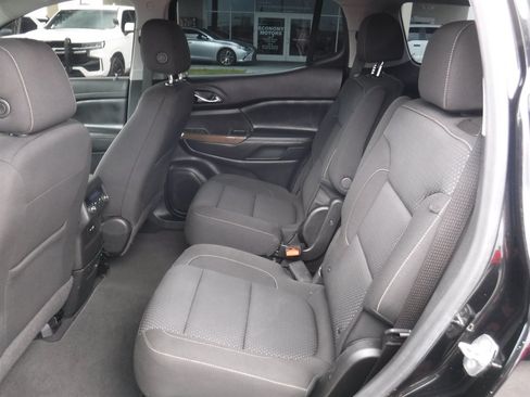 Used 2022 GMC Acadia SLE FWD image 8