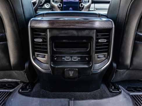 Used 2025 RAM 1500 Laramie w/ Sport Appearance Package AWD/4WD image 34