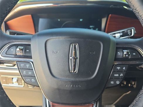 Certified 2023 Lincoln Navigator L Reserve AWD/4WD image 25