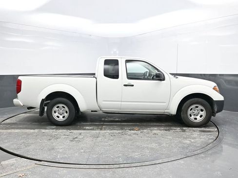 Used 2019 Nissan Frontier S image 8