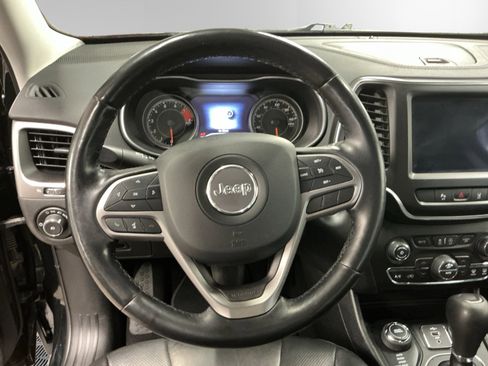 Used 2021 Jeep Cherokee Latitude Lux w/ Comfort/Convenience Group image 12