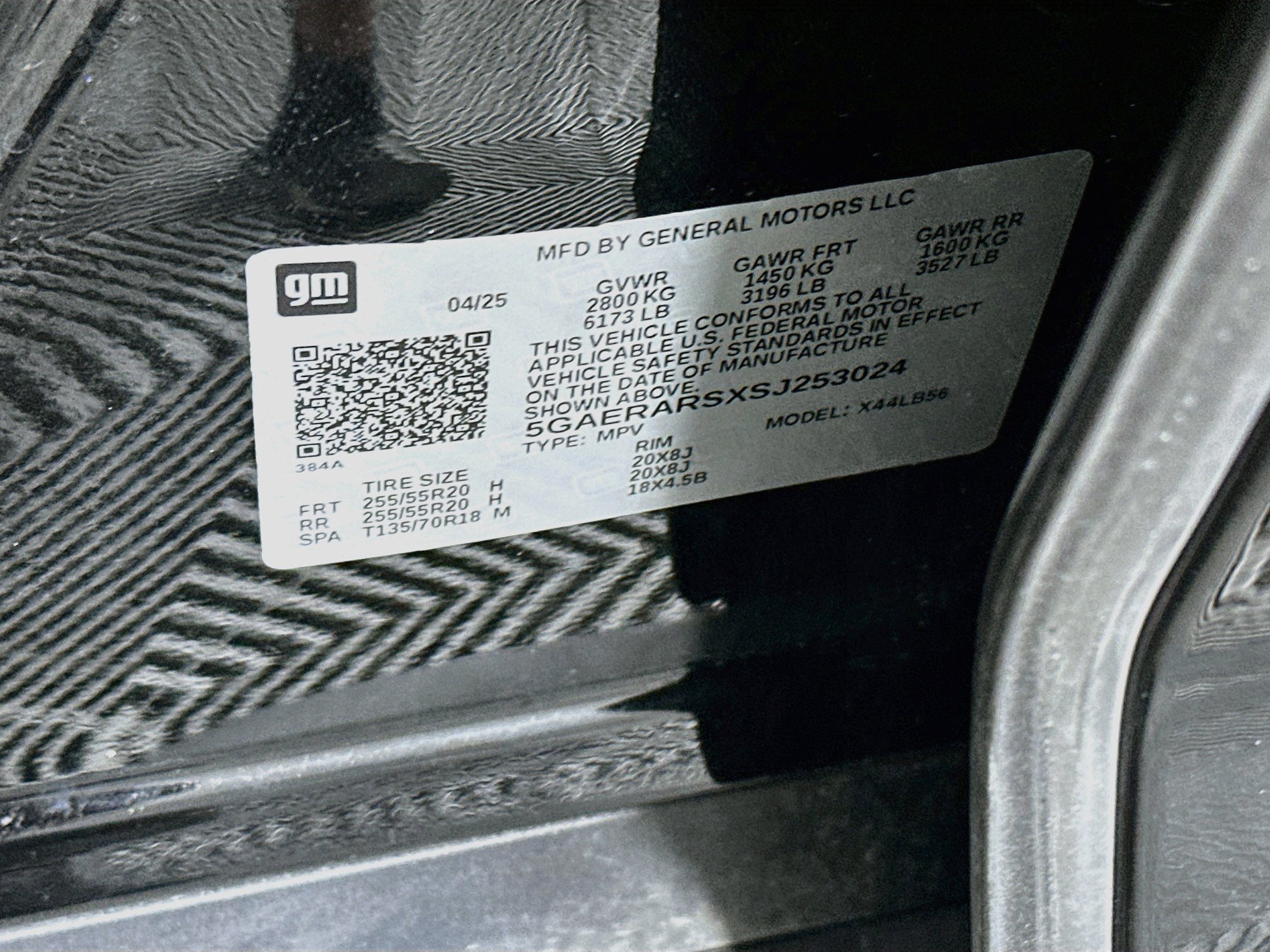 Used 2025 Buick Enclave Preferred FWD image 12