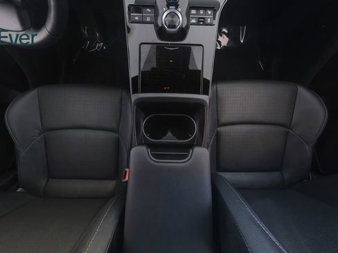 Used 2023 Subaru Solterra AWD image 27