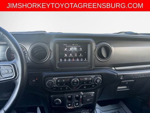 Used 2022 Jeep Wrangler Sport AWD/4WD image 22