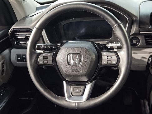 Used 2025 Honda Pilot Elite image 27