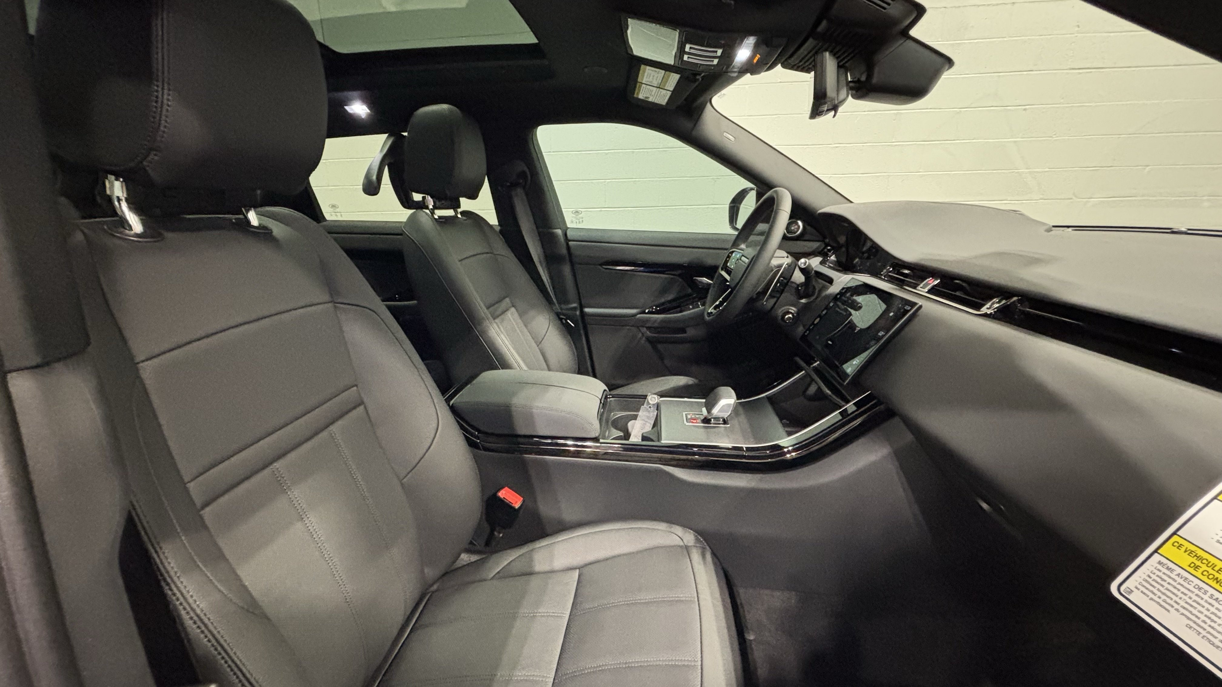 New 2026 Land Rover Range Rover Evoque S AWD/4WD image 13