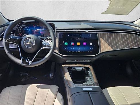 Used 2025 Mercedes-Benz E 350 Sedan image 14