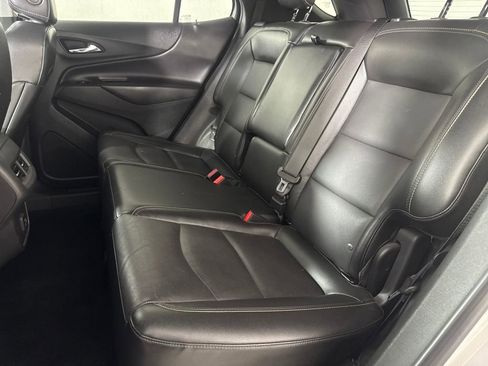 Used 2020 Chevrolet Equinox LT w/ Sport Edition image 12