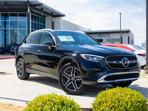 New 2026 Mercedes-Benz GLC 300 4MATIC image 1