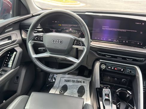 Certified 2025 Audi Q5 Premium Plus w/ Premium Plus AWD/4WD image 25